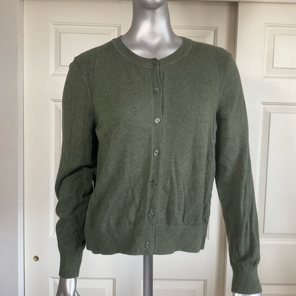 Banana Republic Long Sleeves Cardigan Sweater Army Green  Size Large Petite - Picture 1 of 9